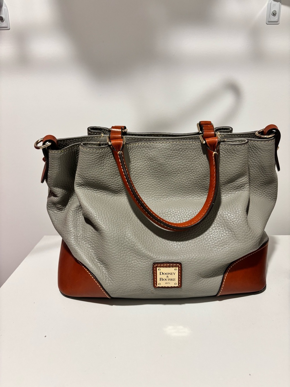 💕Dooney & Bourke Gray Leather Tote with Brown Trim and Handles💕